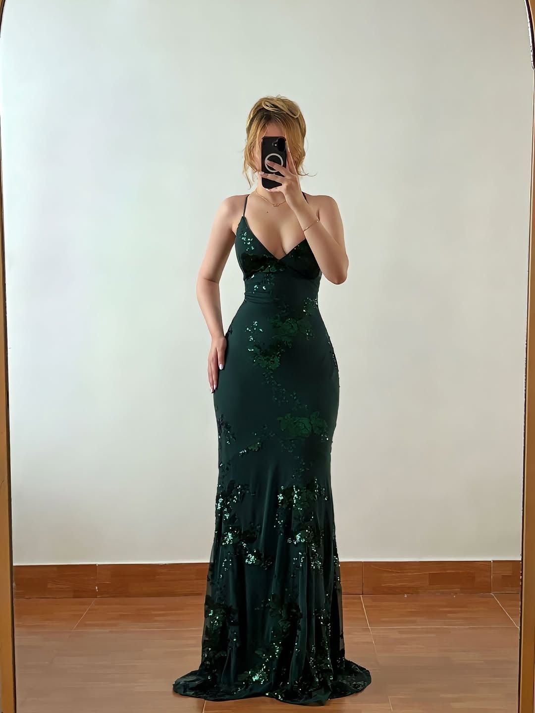 Fitted Dark Green Halter Strap Sleeveless Backless Floor Length Prom Dresses AB612