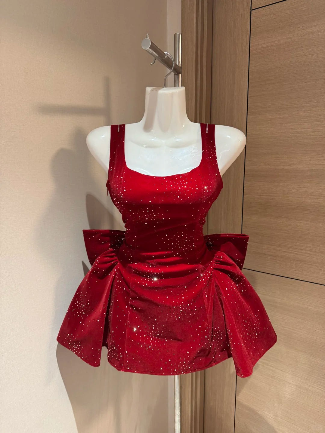 Cute Sheath Square Neck Red Velvet Short Night In Rio Inspo Hoco Dress Ideas Homecoming Dresses RB4036