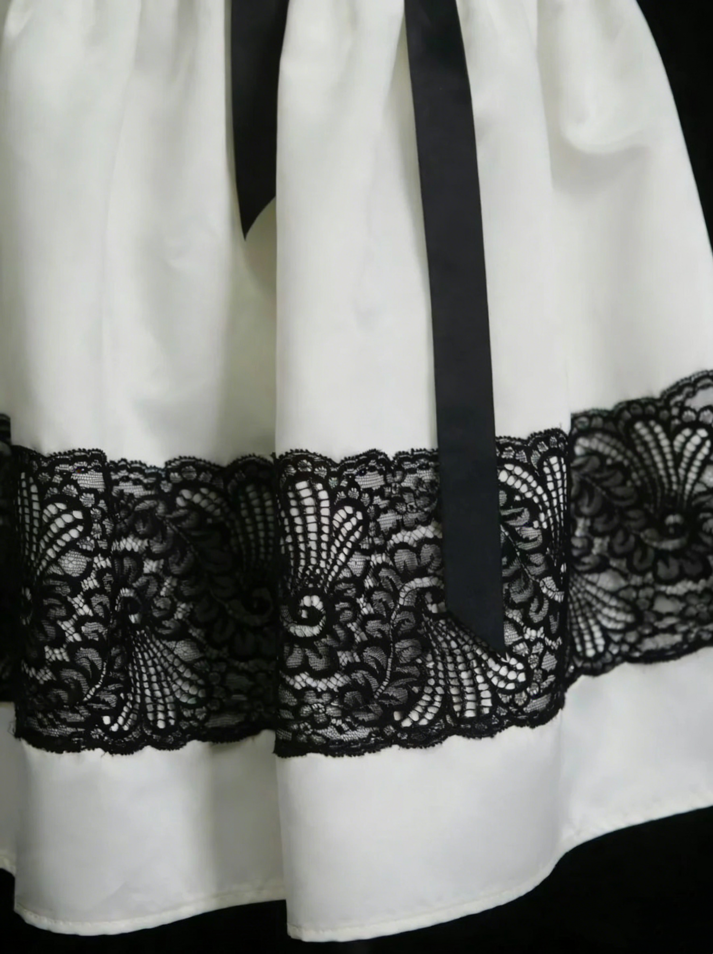 Unique A Line Strapless Ivory Satin With Black Lace Inspo 2000s Hoco Gowns Inspo Homecoming Dresses N1444