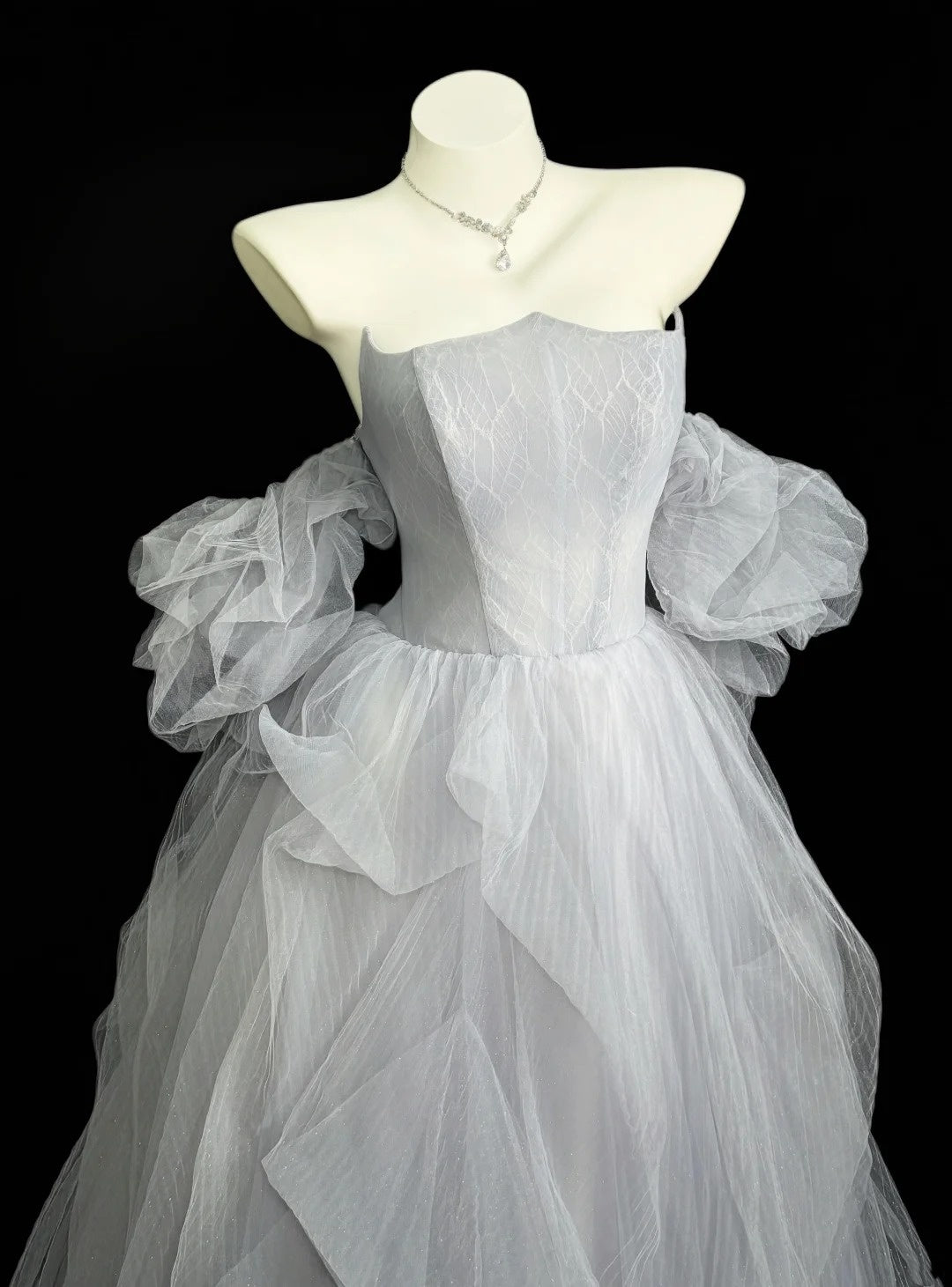 Princess Prom Dresses Formal Ball Gowns Off The Shoulder Gray With Sleeves Tulle Long Party Gowns N4534