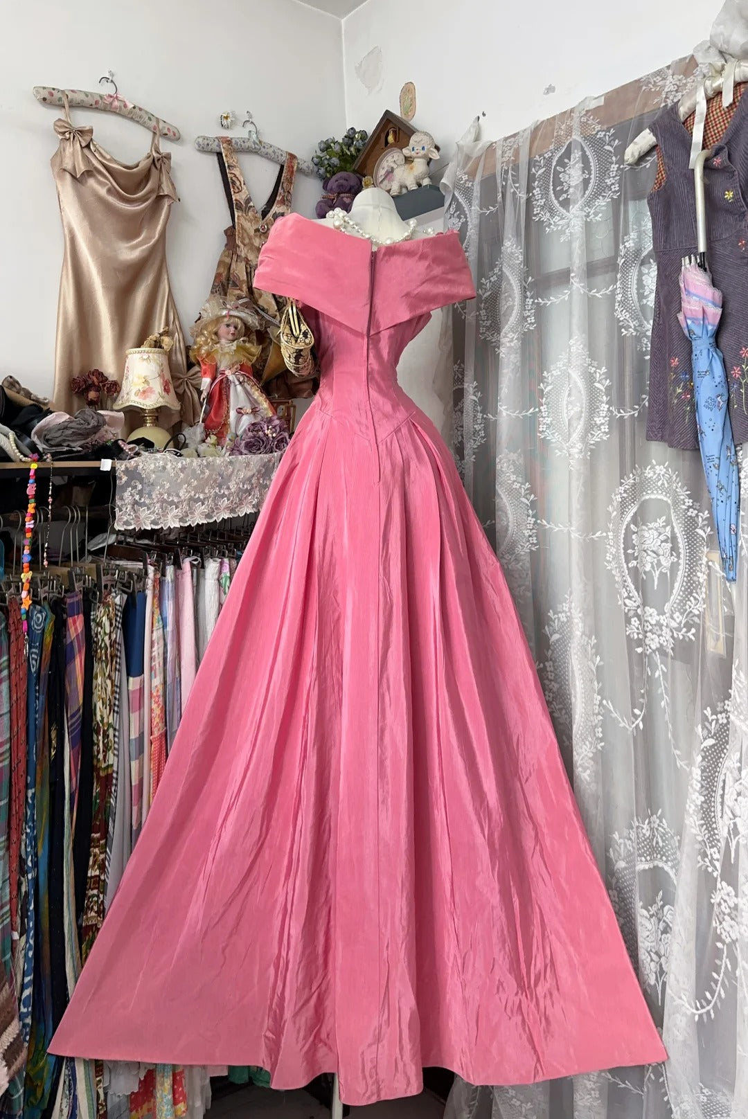 Vintage Prom Dresses Aesthetic 1960s Retro Ball Gown Off The Shoulder Pink Long Formal Dress N2257