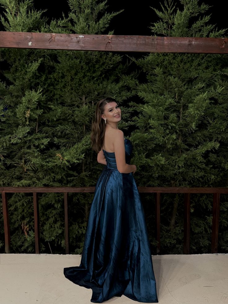 Simple A line Strapless Navy Blue Long Prom Dresses Satin Impress 19th Birthday Outfits Prom Gown N241