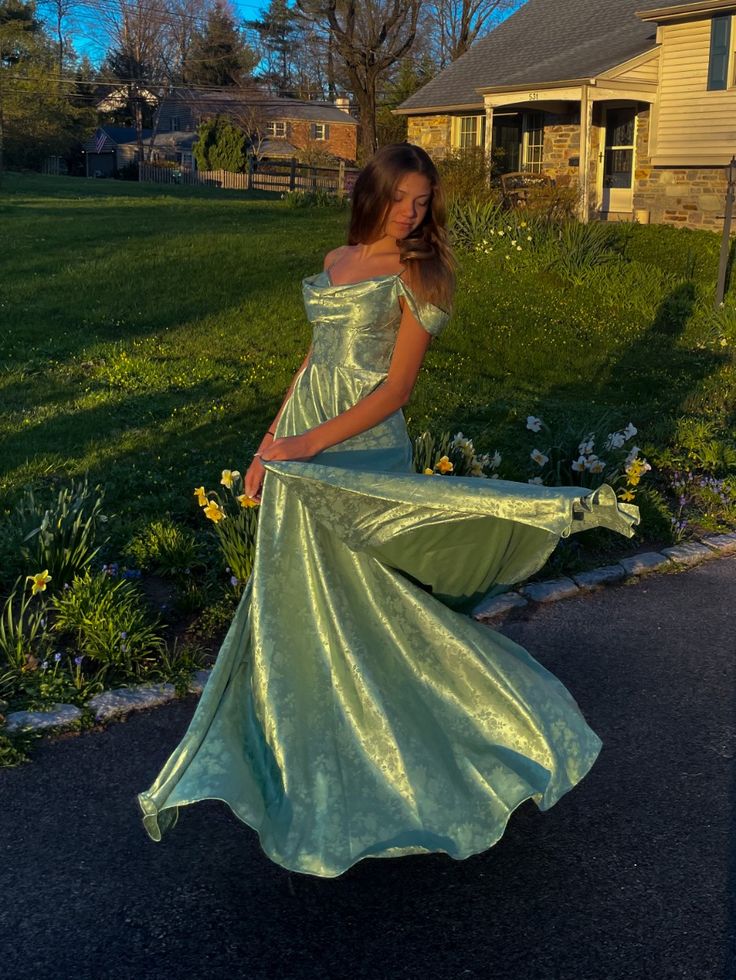 Elegant A Line Off The Shoulder Mint Green Satin With Short Sleeves Long Formal Fancy Evening Dress Dinner Outfits Classy Party Gowns N223