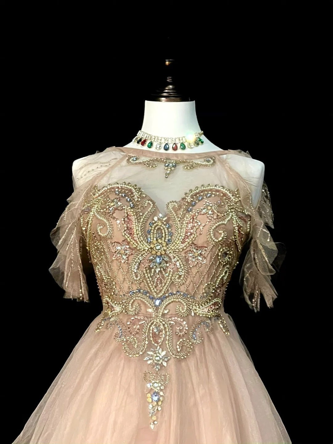 Modest A line Jewel Champagne Tulle With Beaded Bodice College Formal Outfit Long Prom Graduation Dresses For Teens N1301