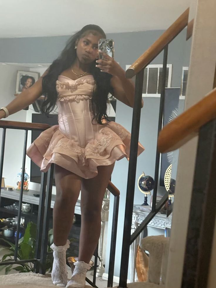 Classic Ball Gown Sweetheart Pink Lace For Black Girls Short Night Dinner 15 Birthday Dresses Fashion Tips Cocktail Dress RB3645