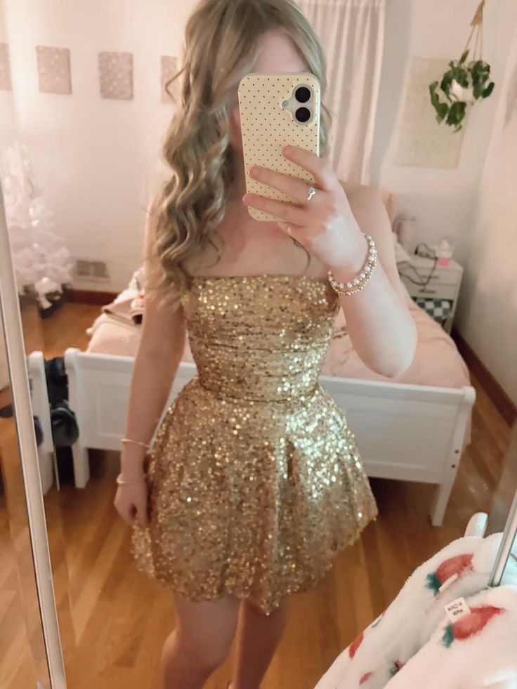 Cute A Line Strapless Gold Sequin Mini Senior Inspo Short Birthday 18th Party Outfits Homecoming Dresses RB3191