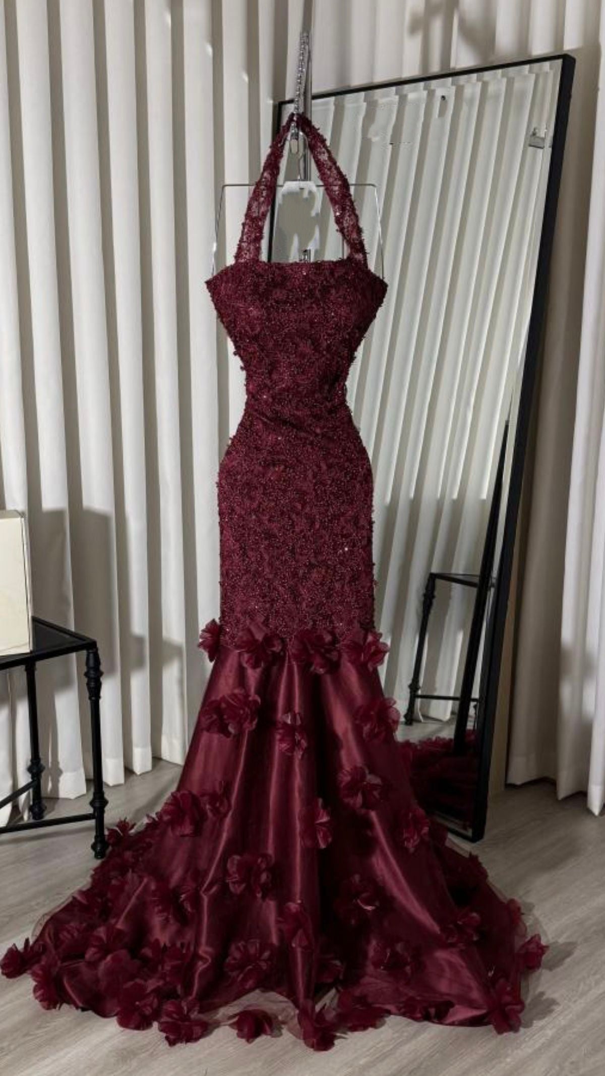Elegant Formal Prom Dress Floor Length Burgundy Mermaid Evening Gown for Special Occasions RC0158