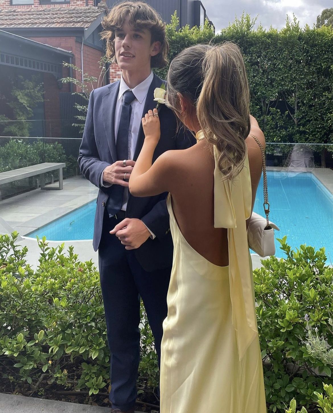 Simple Mermaid Halter Slim Yellow Silky Satin Long Formal Fancy Prom Backless Evening Dress Dinner Outfits Classy Party Gowns AB2031
