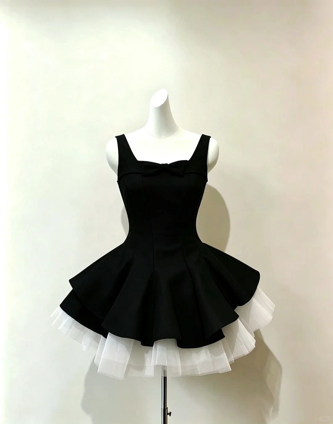 Classy Ball Gown Square Neck Little Black Dress Satin Night Short Graduation Dresses Inspo Senior Homecoming Outfits RB4858