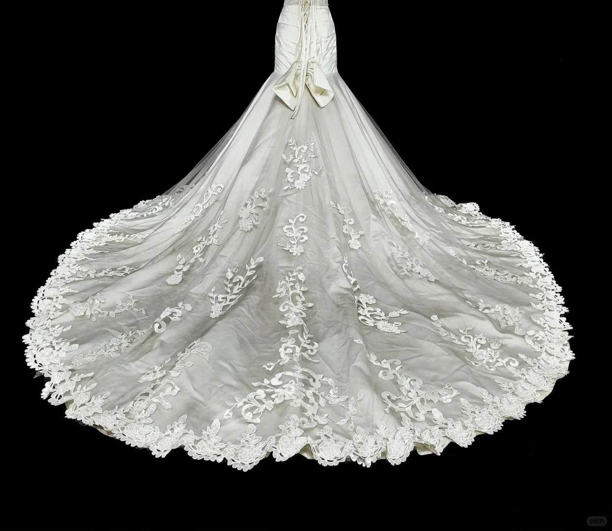 Unique Wedding Dresses Mermaid Strapless Lace Sleeveless White Long Brides Dress N3512