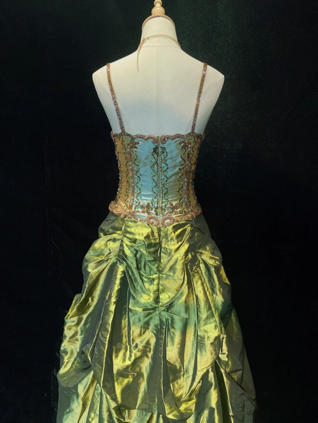 Modest Prom Dresses Ball Gown Spaghetti Strap Olive Green Satin Sleeveless Formal Outfits N3621