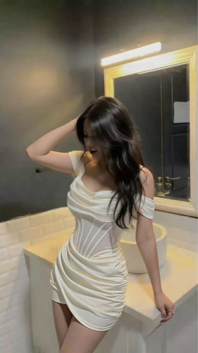 Cute Sheath Off The Shoulder Ivory Graduation Dresses Short High School For 8th Grade Senior Inspo Homecoming Gown RB3325