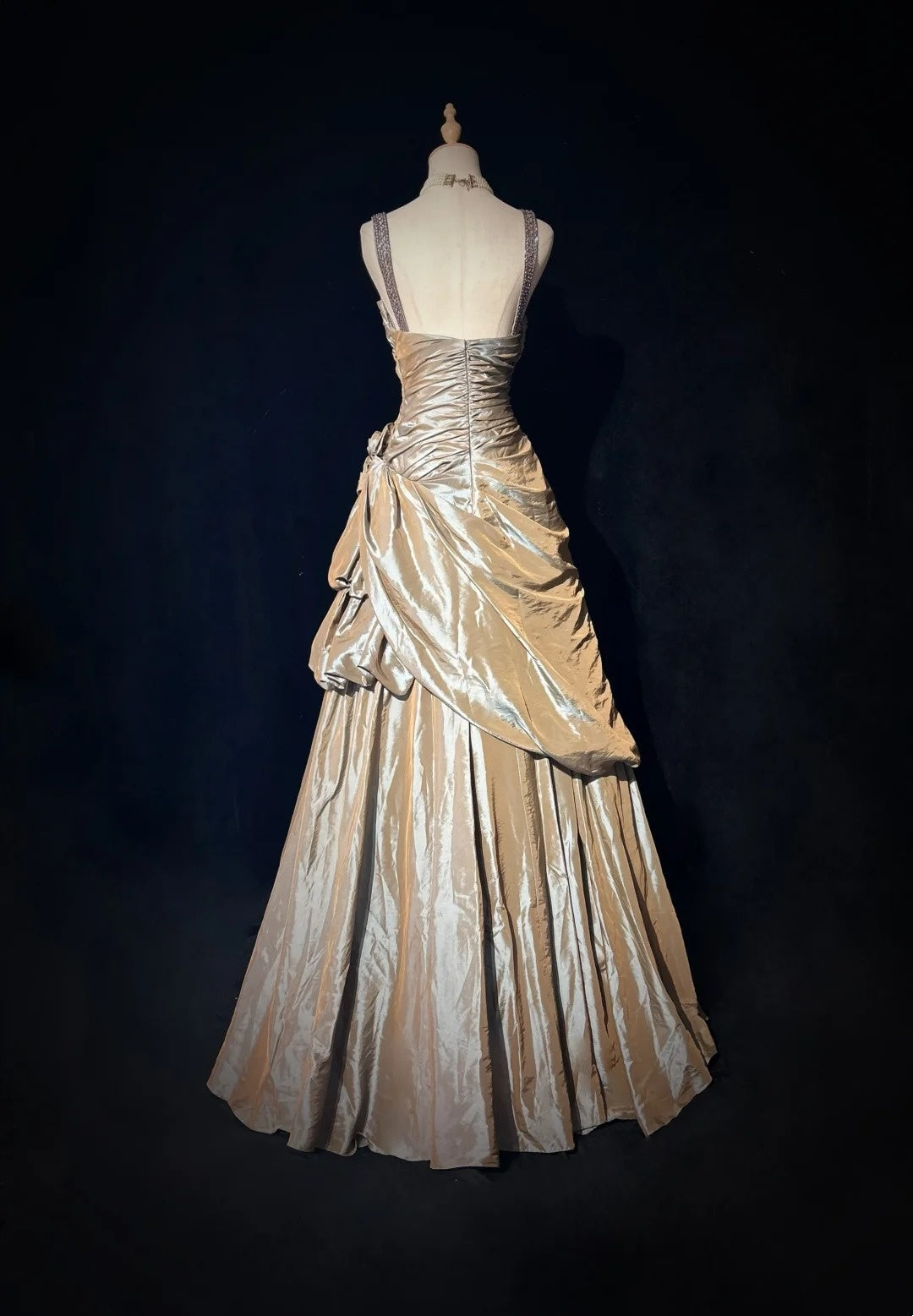 Vintage Prom Dresses Ball Gown Sweetheart With Straps Champagne Beading Long Formal Dress N2451