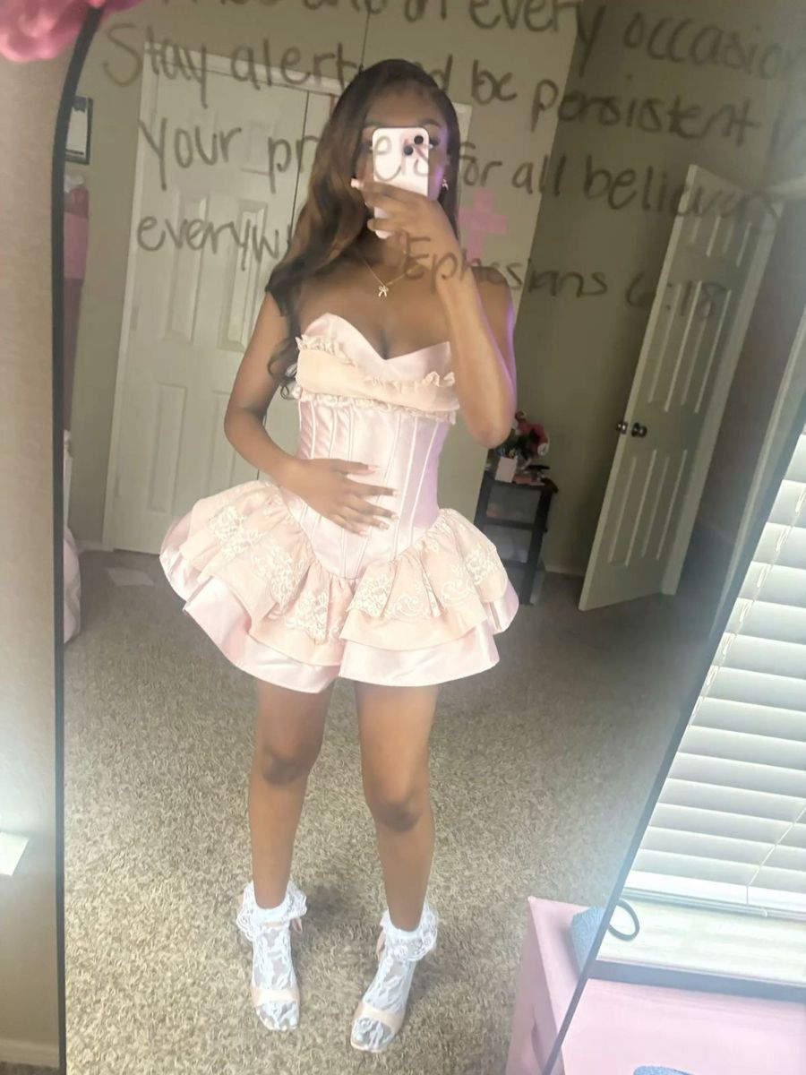 Glamorous Ball Gowns Sweetheart Pink With Lace For Black Women Party Dress Short Mini 20th Birthday Dresses Hoco Outfit RB3426