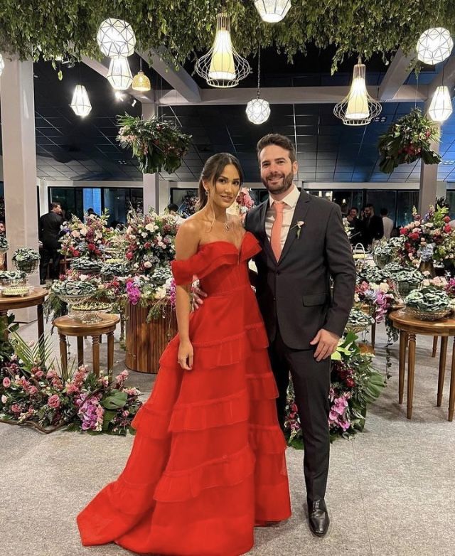 Modest Ball Gown Off The Shoulder Red Senior Prom Dresses Long Formal Party Gown AB382