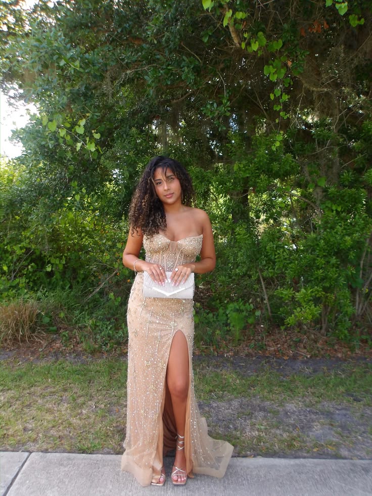 Prom Dresses ideas Sparkly Mermaid Sweetheart Gold Sequined Slit Formal Party Gown 8th Grade Dress RC0896