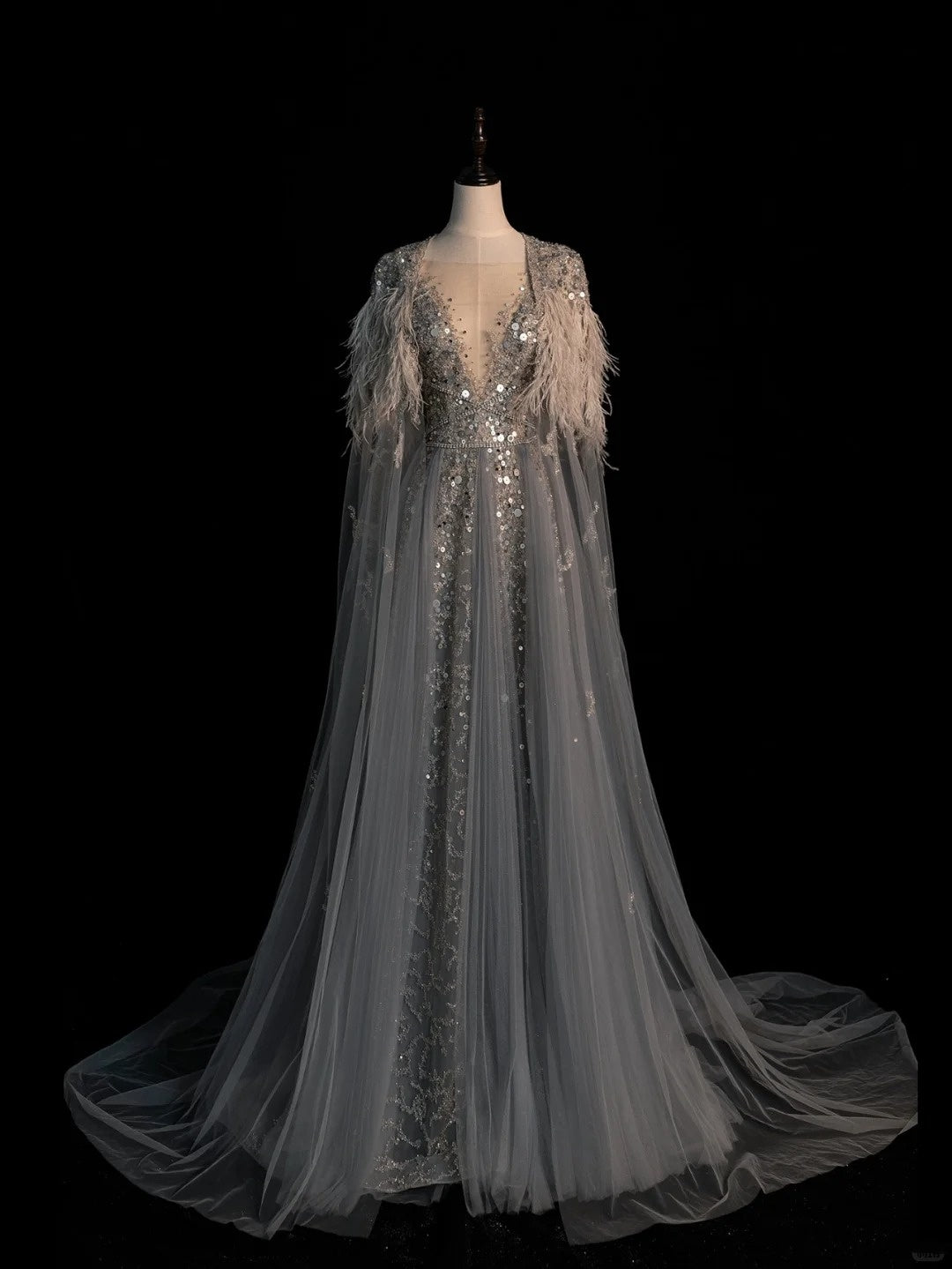Modest A Line V Neck Grey Tulle Prom Dresses With Beaded Bodice Inspiration Party Gowns Princess Formal Dress N763