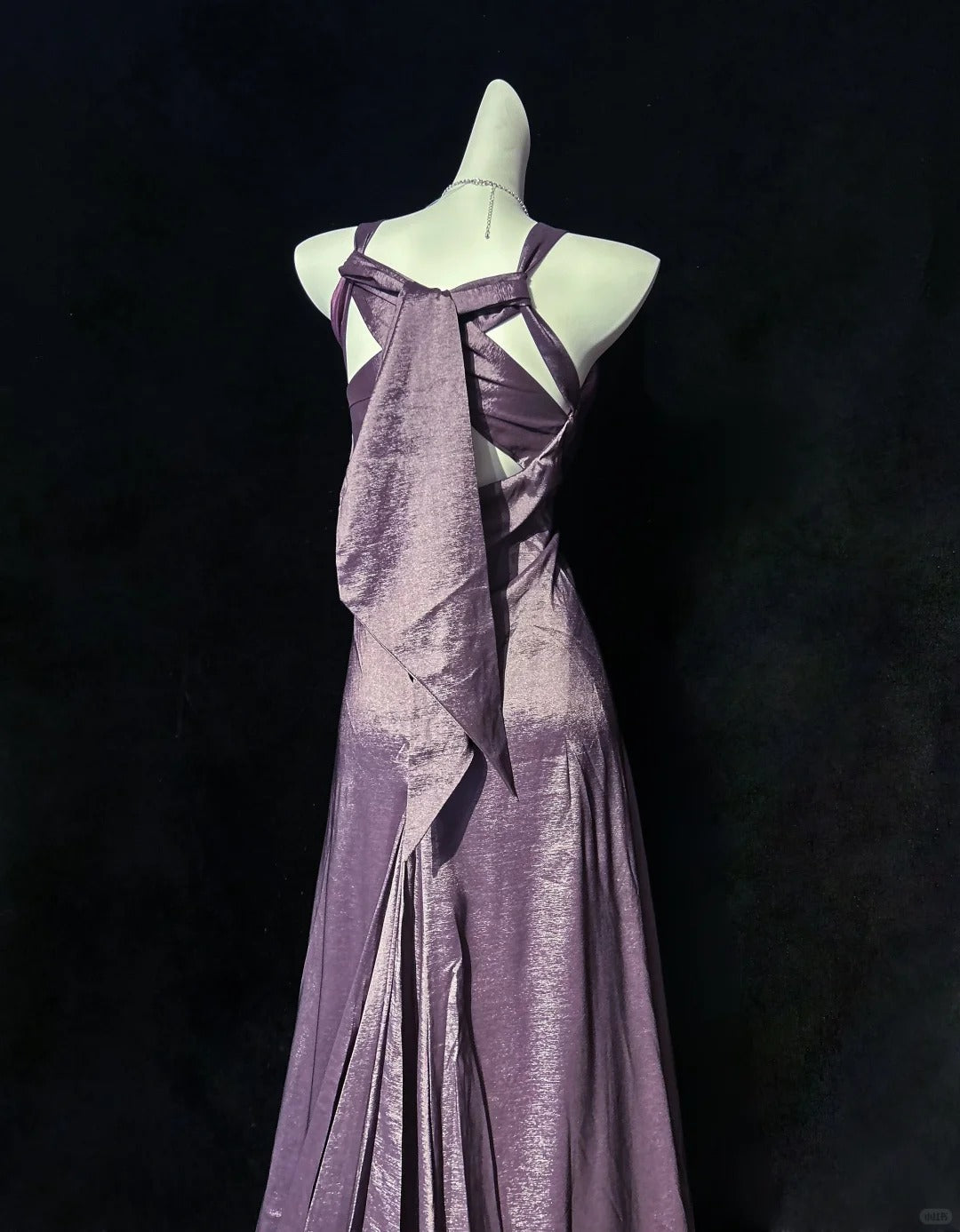 Vintage Prom Dresses 1950s A Line Halter Grape Satin With Gold Lace Sleeveless Evening Formal Outfits RB4332
