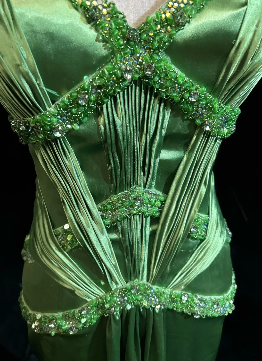 Vintage Prom Dresses A Line Spaghetti Strap Green Satin With Beading Long Formal Dress N2455