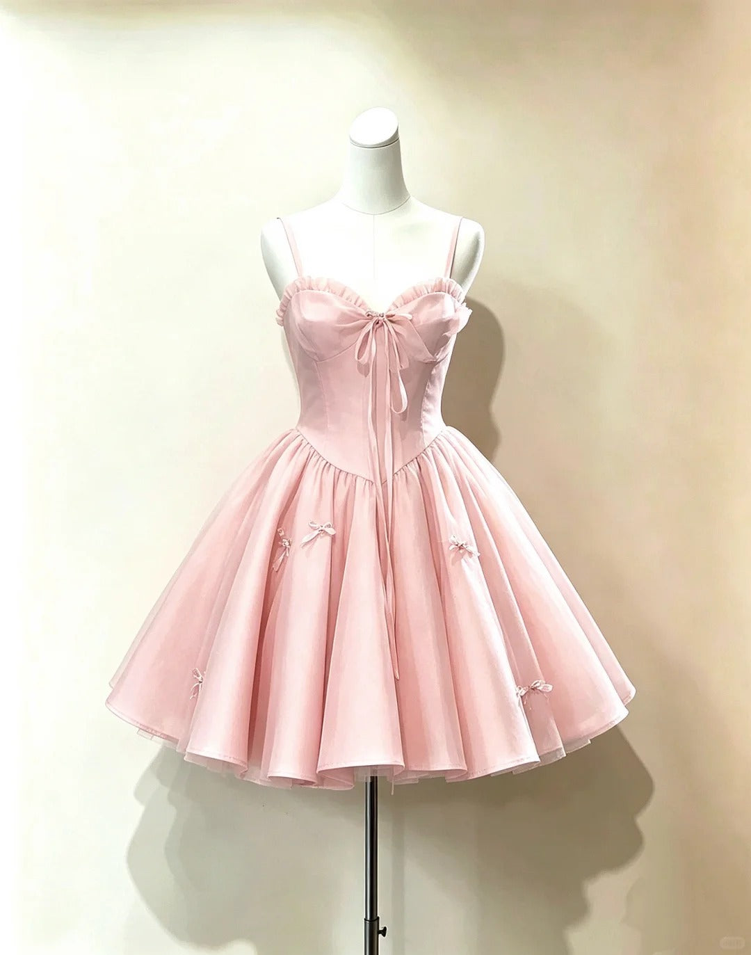 Unique Ball Gown Spaghetti Strap Pink Tulle Short Freshman Graduation Dresses Inspo Senior Homecoming Outfits RB4774