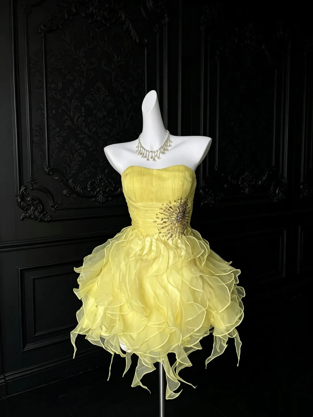 Sexy Ball Gown Sweetheart Yellow Beaded Short Party Outfit Birthday Dresses Cocktail Outfits RB6280