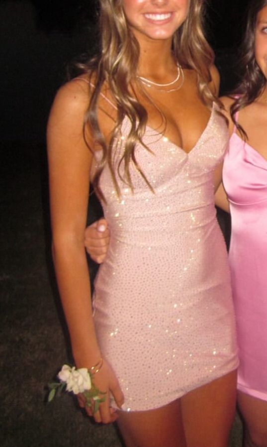 Sparkly Homecoming Dresses Outfit inspo Sheath Spaghetti Straps Pink Sequined Hoco Dres Mini 16th Birthday Cocktail Outfits RB8330
