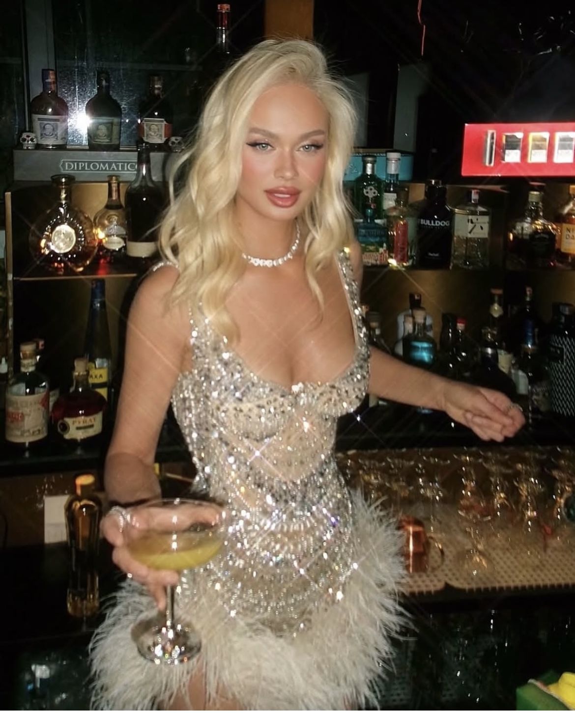 Sexy Sheath Square Neck Champagne With Beaded Graduation Gown Mini Senior Inspo Short Homecoming Dress RB3183