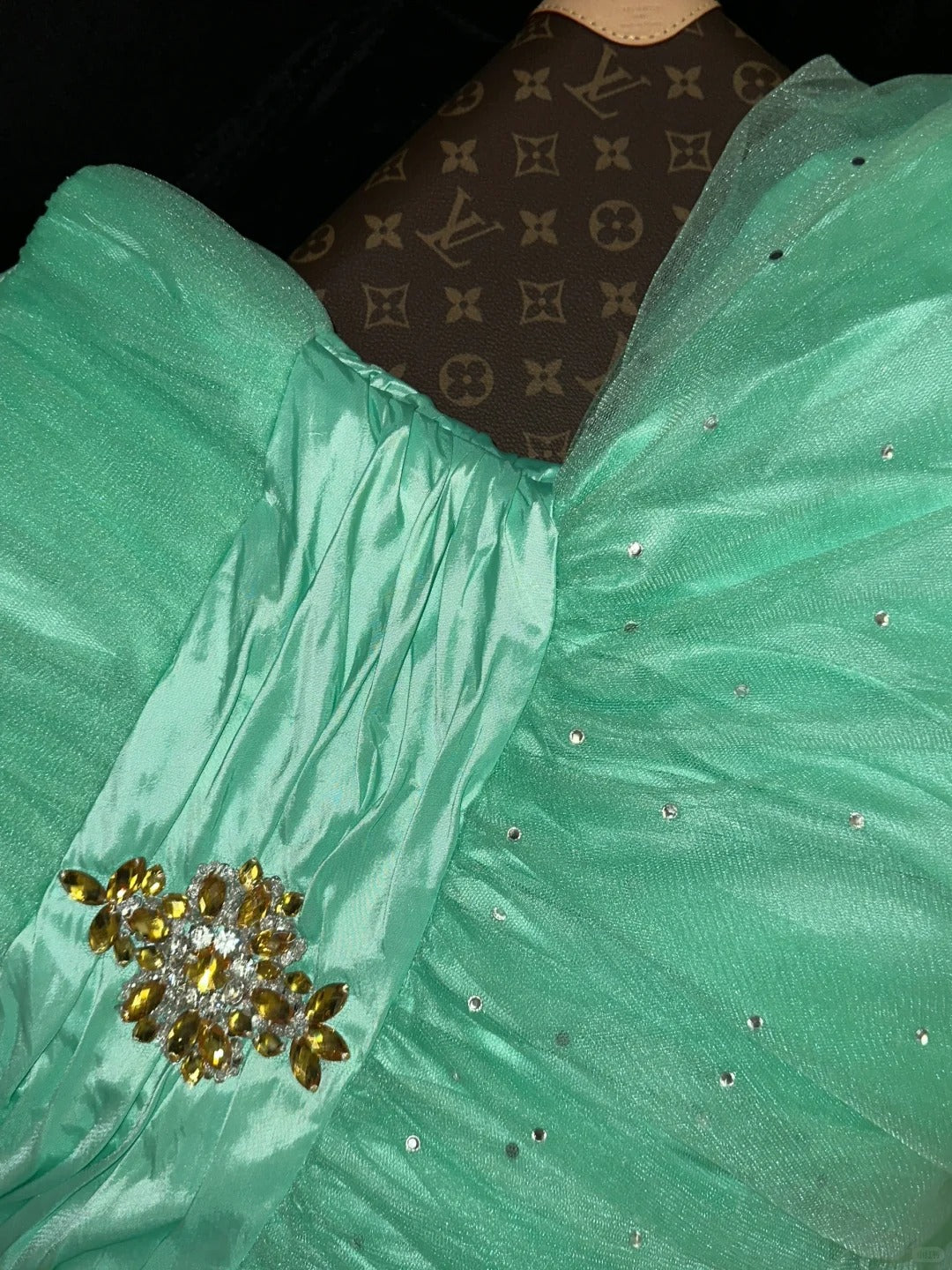 Glamorous Ball Gown Sweetheart Green Tulle School Dances Prom Dresses 8th Grade Formal Outfits Evening Dress RB8402