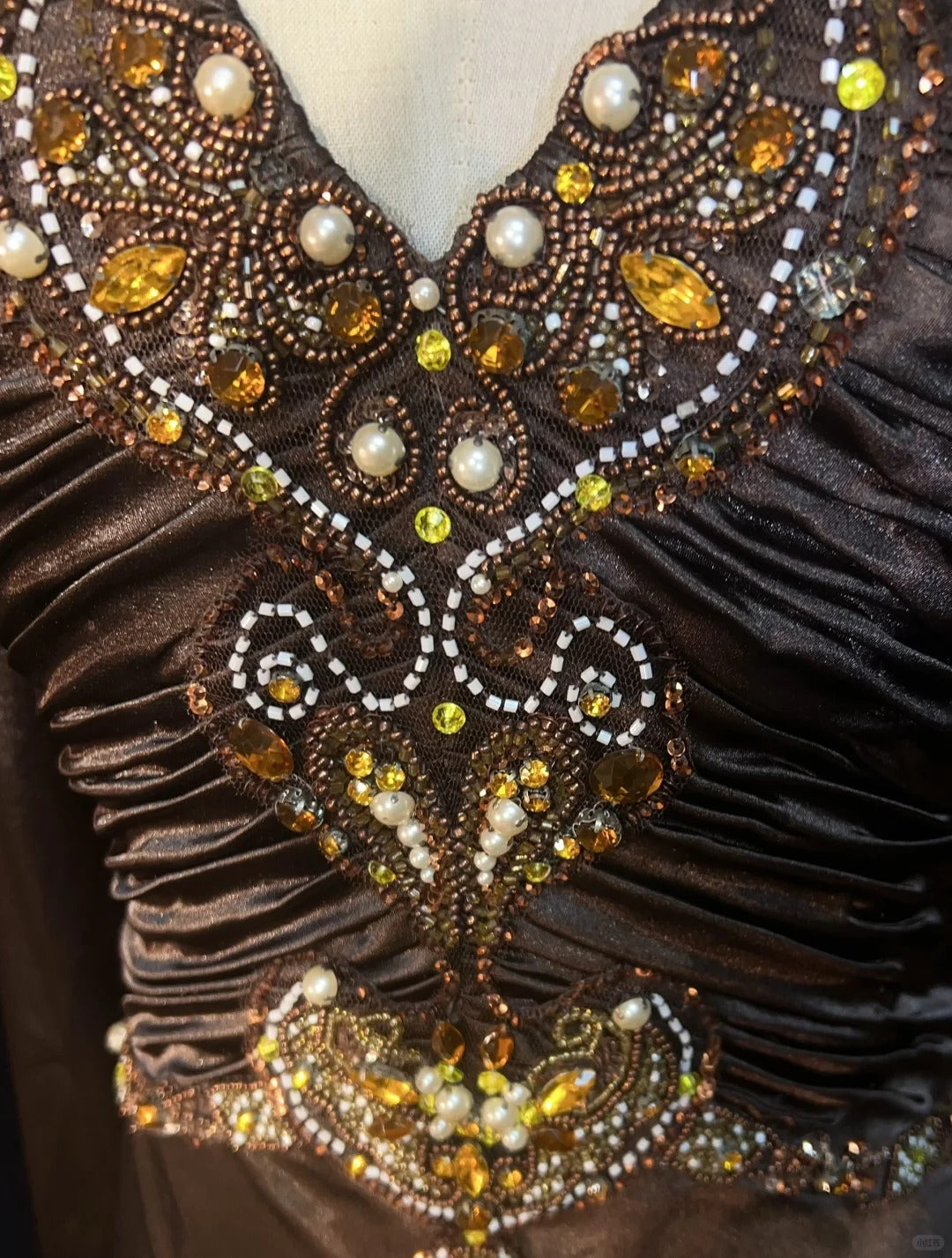 Vintage Prom Dresses A Line Halter Brown Sleeveless Satin With Cape Beading 1980s Long Formal Gown N2864