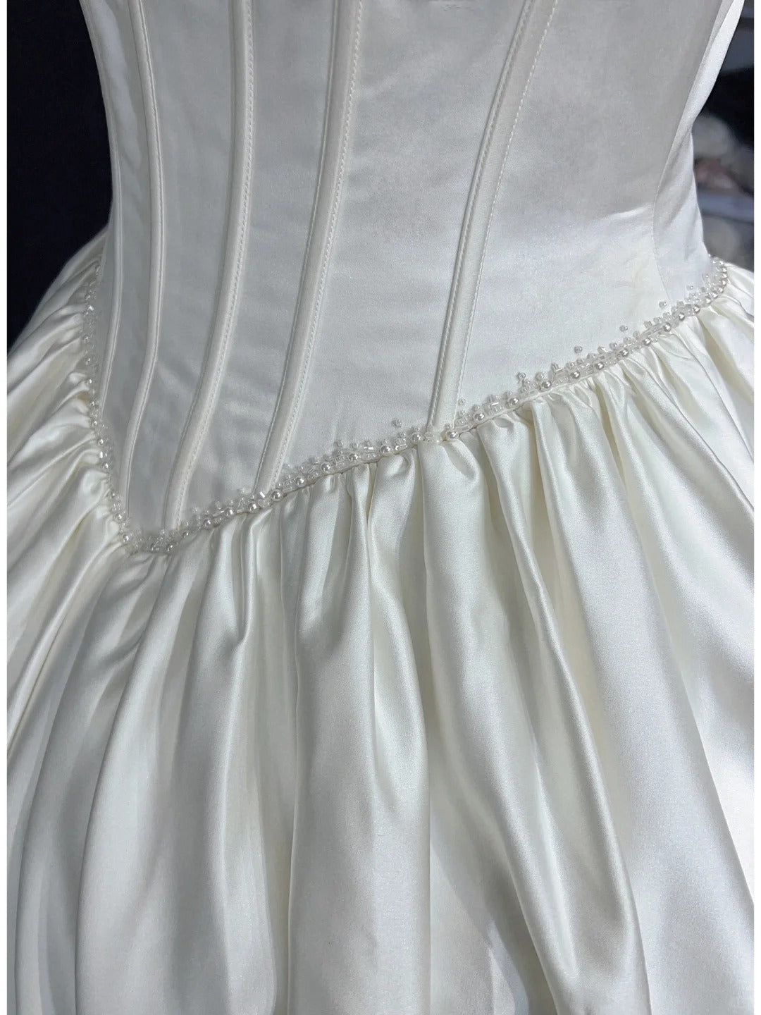 Unique Wedding Dresses Ball Gown Spaghetti Strap White With Ruffled Pearls Long Bridal Gown N3629