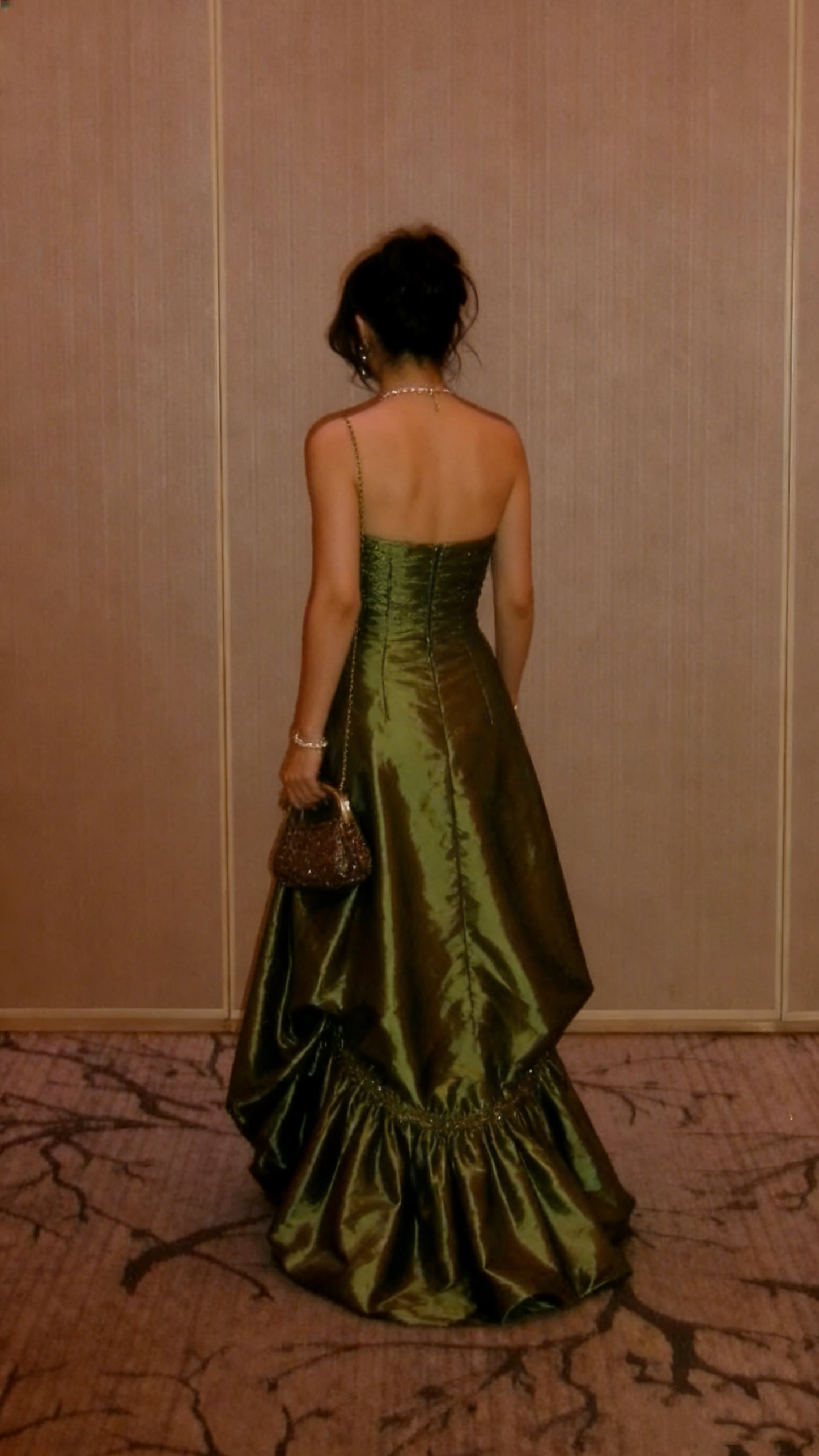 Elegant Ball Gown Strapless Burgundy Satin Long Formal Prom Evening Dresses Dinner Outfits Party Gowns AB2194