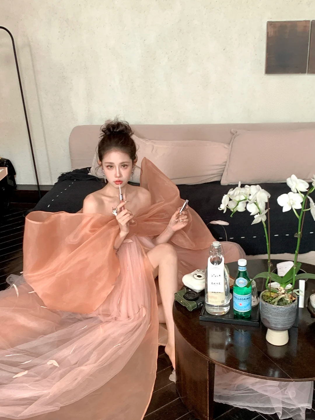 Modest Ball Gown Off The Shoulder Coral Pink With Long Sleeves Bow Prm Dress Aesthetic Long Graduation Evening Outfits N065
