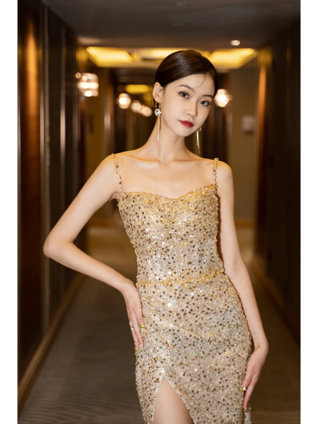 Sexy Mermaid Spaghetti Strap Gold Sequin Slit Pleated Long Prom Dresses For Teens Formal Dress Formal Dress Prom Gown AB861
