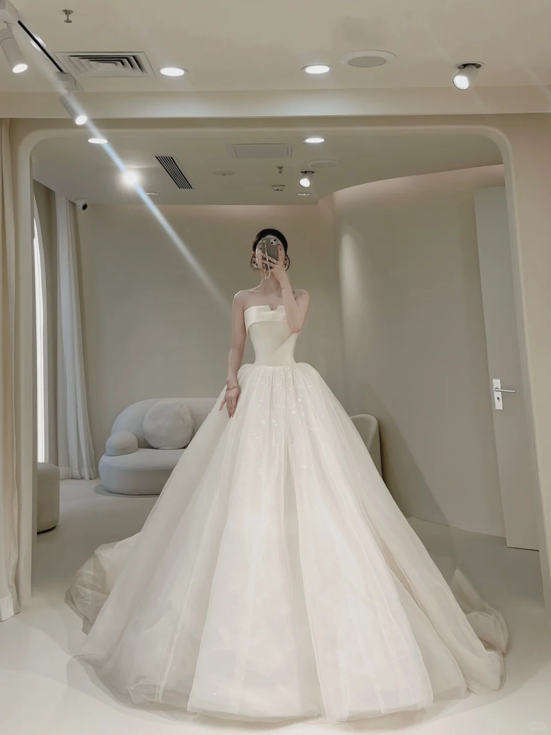 Princess Women's Wedding Dress for Bride Tulle Brides Dress Ball Gowns Strapless Wedding Gowns AB883