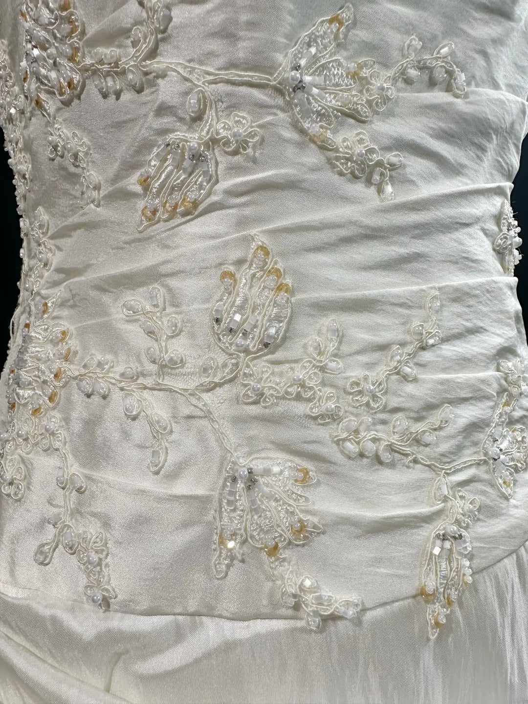 Vintage Ball Gown Strapless Taffeta Ivory With Appliqued Lace Brides Gown Bridal Dress Wedding Dresses Style RB7552