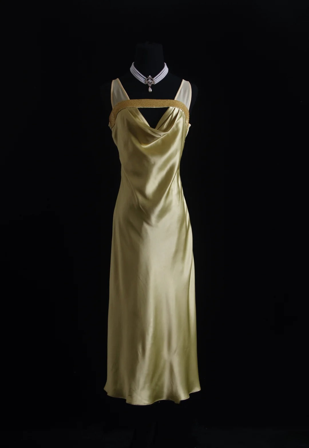 vintage prom dresses 90s Formal Mermaid V Neck Green Silk Satin Mid Le – RubyFashionDress Sleek sheath fit meets when your guest show PromotionName: Black Friday Deals Size:7.5 US Women (4.5 AU/UK)