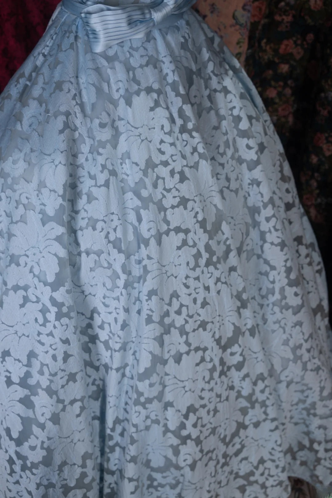 Fairytale Ball Gown V Neck Blue Lace With Bow Long Prom Dresses Formal Outfit Evening Night Dress RB8070