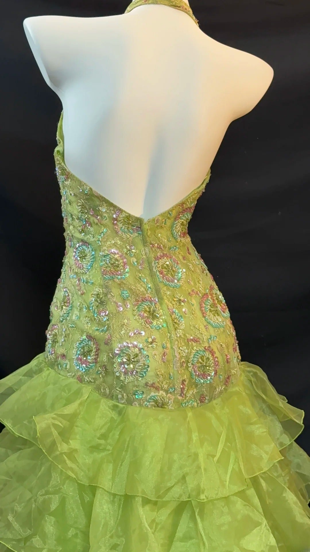 Vintage Prom Dresses High Low Green Halter With Beading Ruffles Long Evening Formal Outfits RB3451