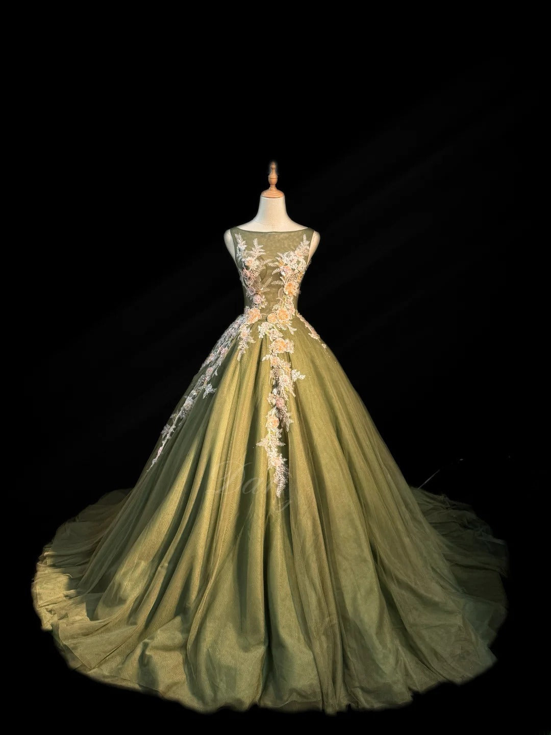 Princess Ball Gown Scoop Olive Green Sleeveless With Appliqued Long Quinceanera Dress vestido de 15 de cenicienta RB3470