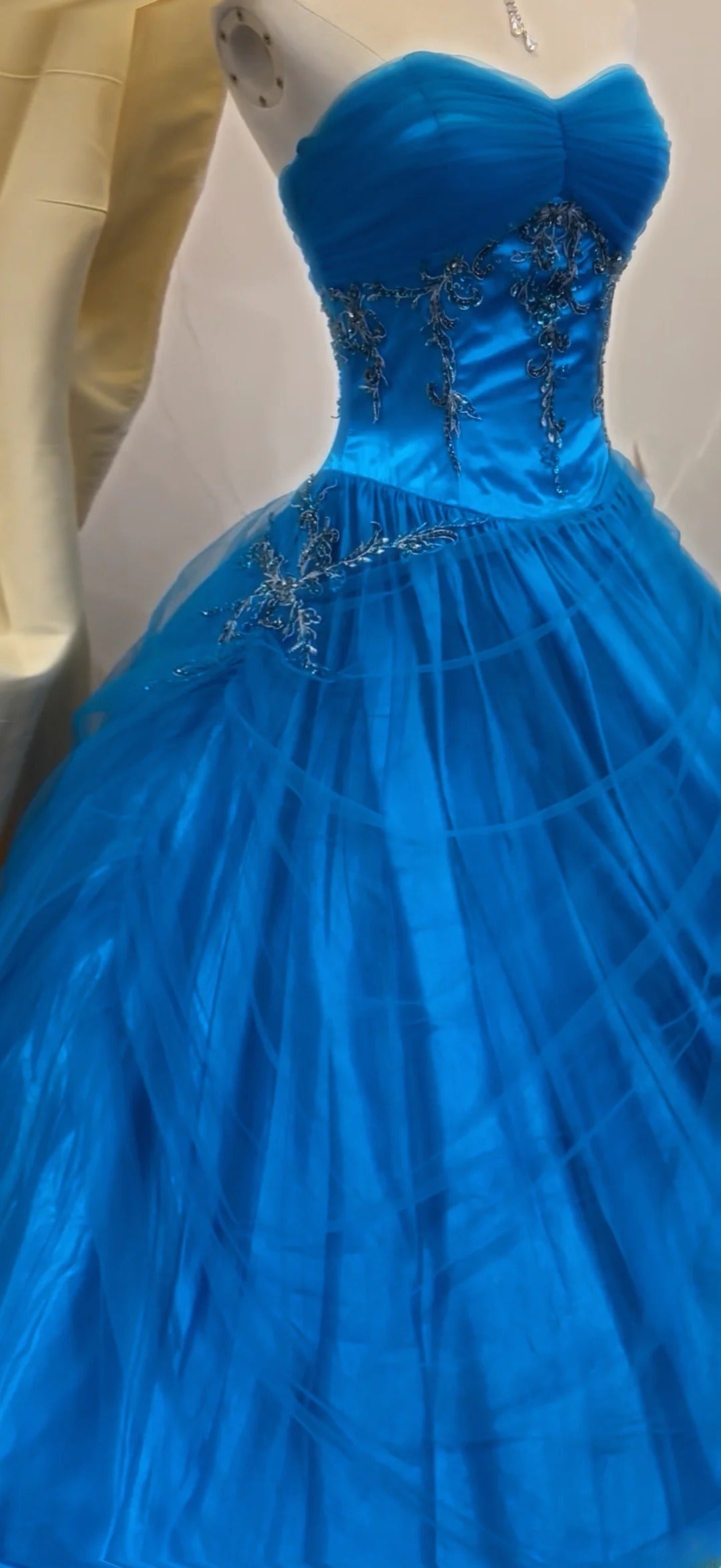 Modest Ball Gown Sweetheart Royal Blue Tulle Sleeveless With Beading Long Sweet 16 Dresses Seventeen Quince Dress RB3567