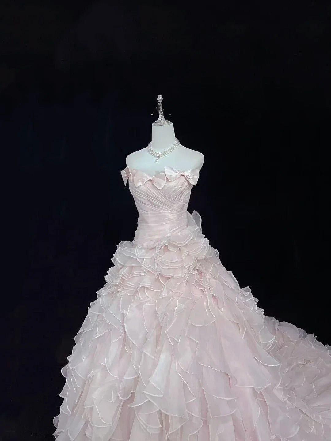 Princess Ball Gown Strapless Pink With Tiered Layers Chiffon Quince Dress Voluminous Sweet 16 Sweet Sixteen Outfits Vestido de 15 RB7504