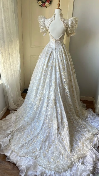 Princess Wedding Dress Ball Gown High Neck White Tulle With Sleeves Gold Beading Lace Bridal Gown RC0512