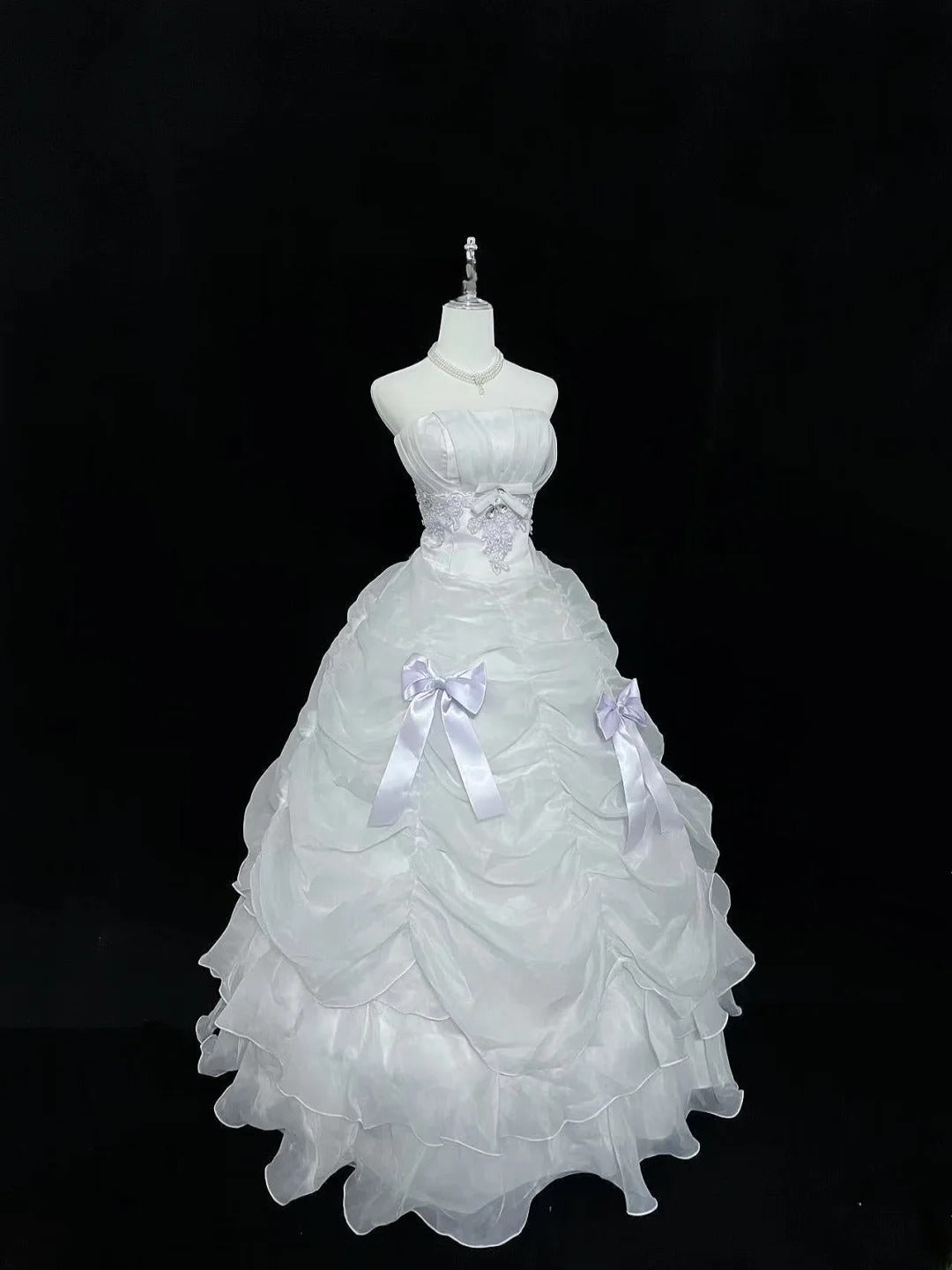 Modest Ball Gown Strapless White With Tiered Layers Lilac Appliqued Long Quince Dress Voluminous Sweet 16 Sweet Sixteen Outfits Vestido de 15 RB7529