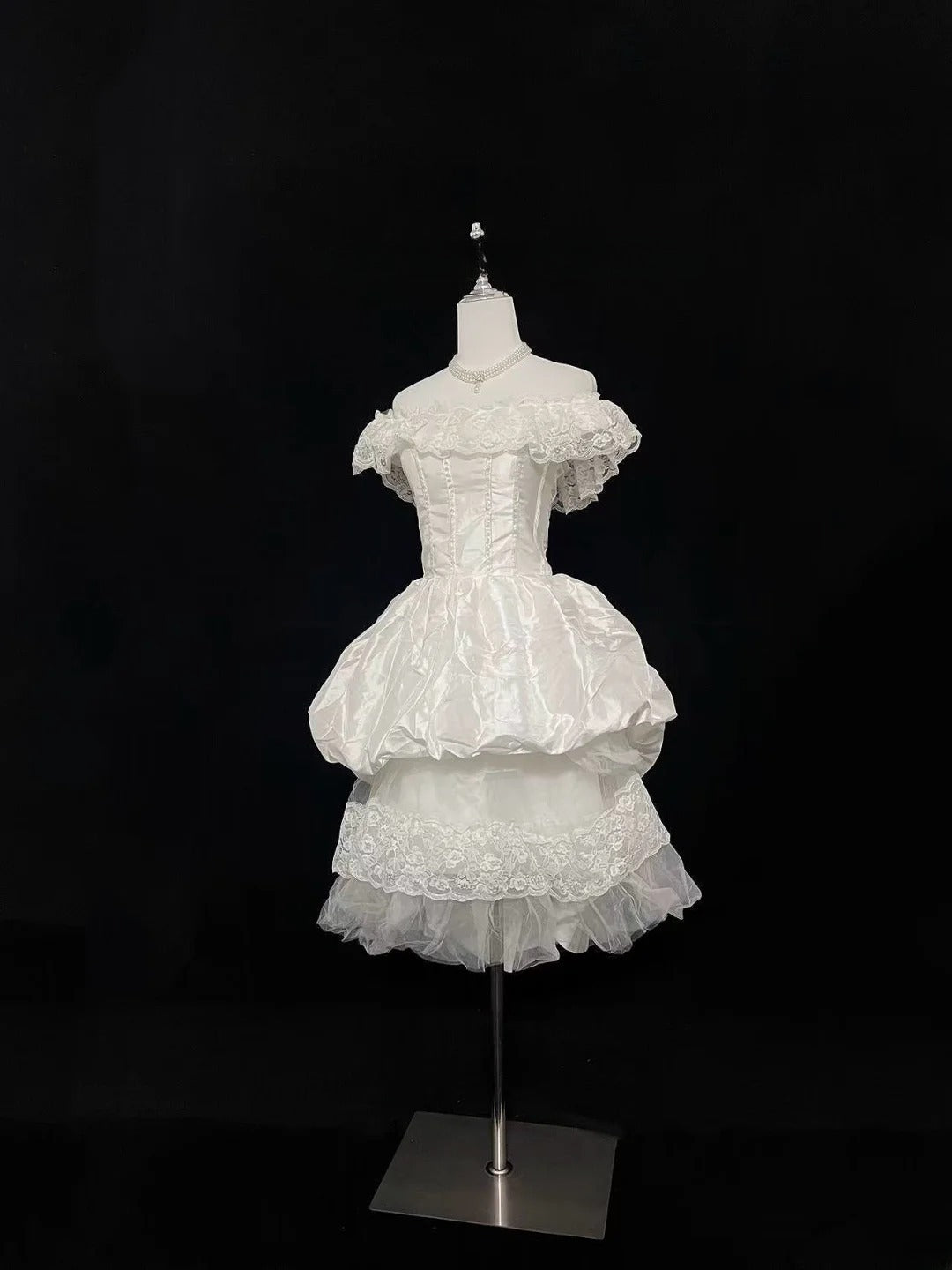 Vintage Ball Gown Off The Shoulder Short Ivory With Tiered Layers Brides Gown Bridal Dress Wedding Dresses Style RB7533