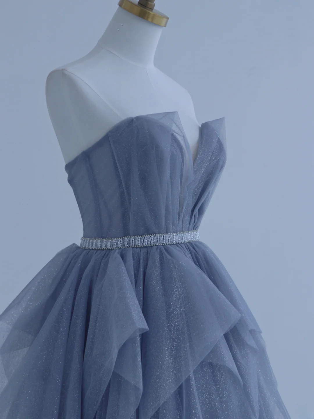 Charming Ball Gown Strapless Dusty Blue Tulle Long Prom Dresses Impress 18th Birthday Outfits Prom Gown AS156