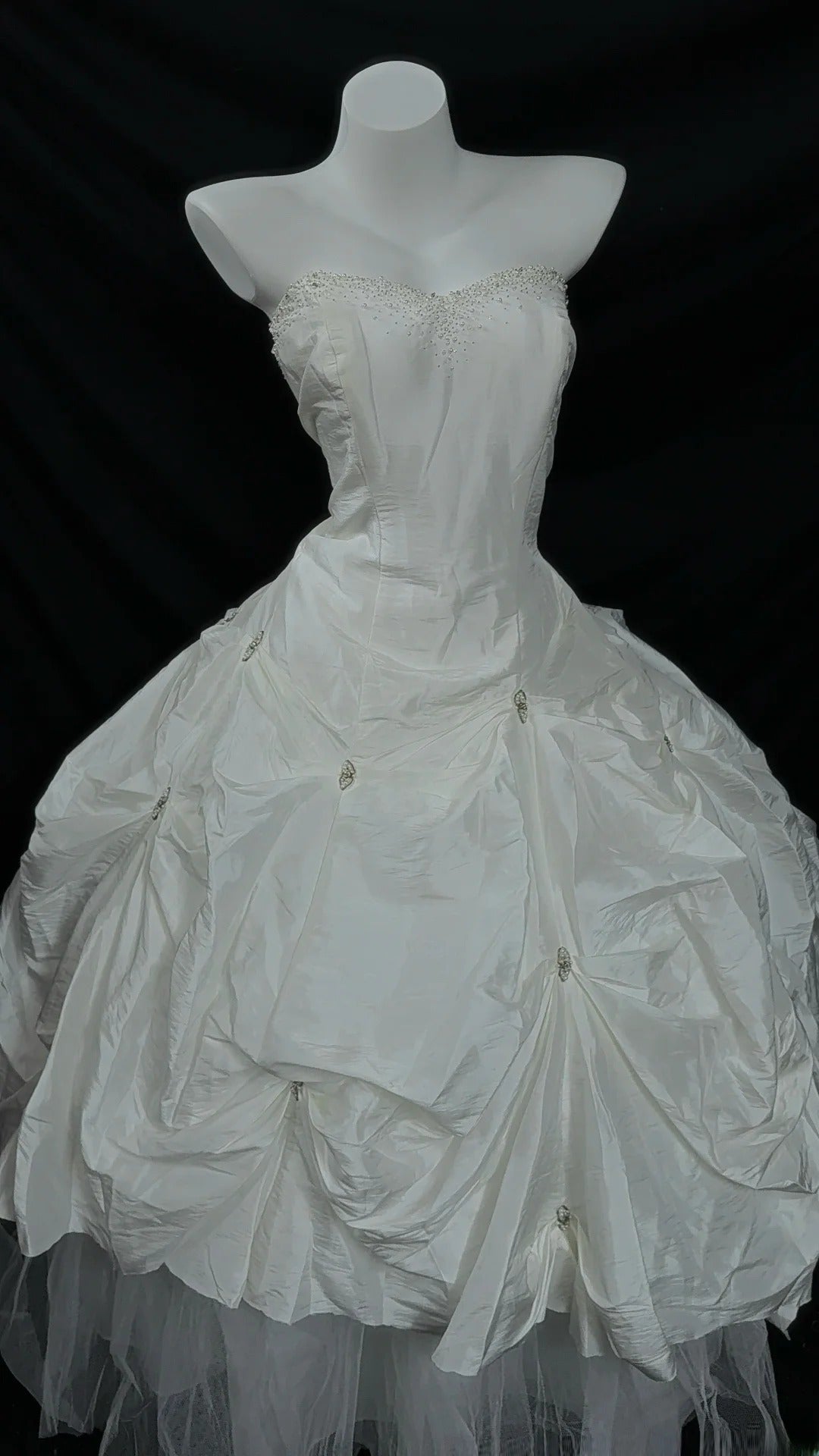 Classy Ball Gown Strapless White Taffeta With Ruffled Brides Gown Bridal Dress Long Poofy Wedding Dresses RB5799