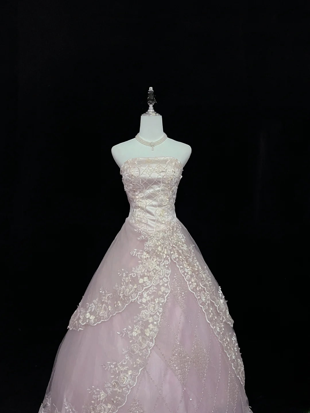 Cute Ball Gown Strapless Pink Tulle With Lace Appliqued Long Quince Dress Voluminous Sweet 16 Sweet Sixteen Outfits Vestido de 15 RB7579