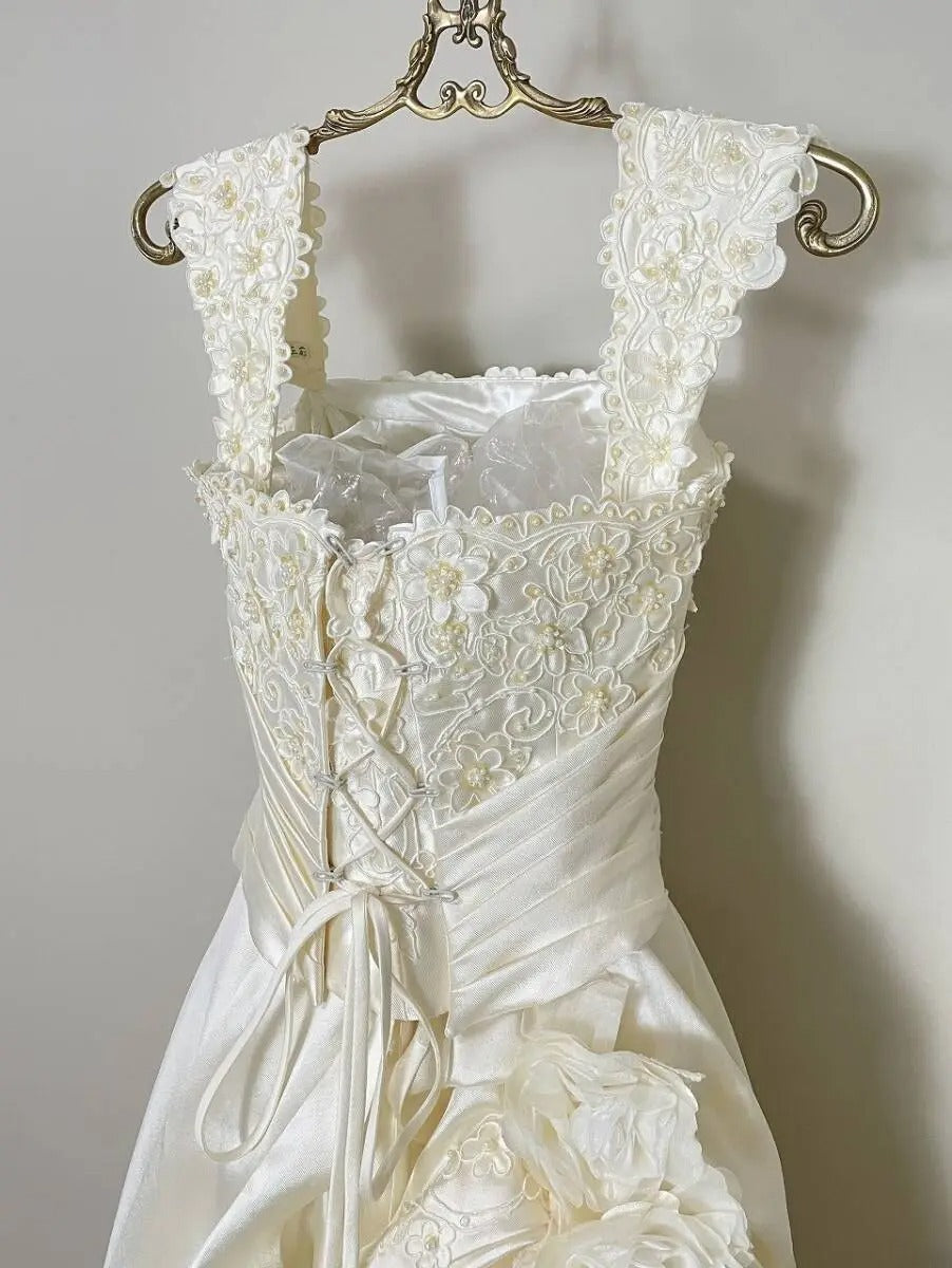 Vintage Wedding Dress A line Square Satin Appliques White With Lace Bridal Gown for Big Day RB9956