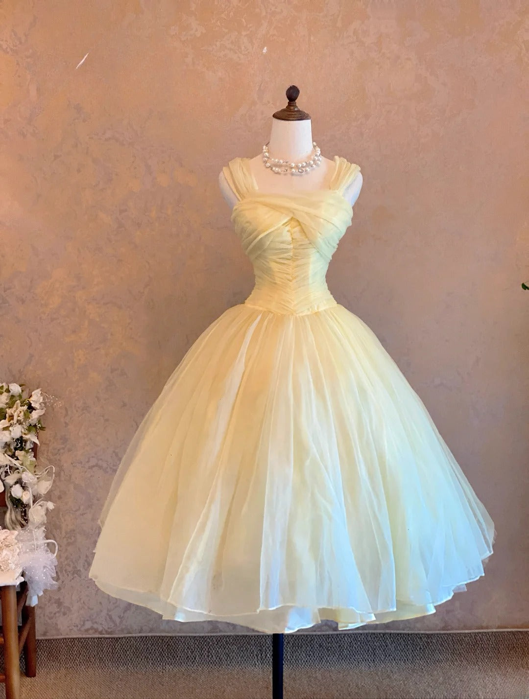 Cute Ball Gown Yellow Tulle Mid Length Party Dresses Homecoming Cocktail Gown RB9124