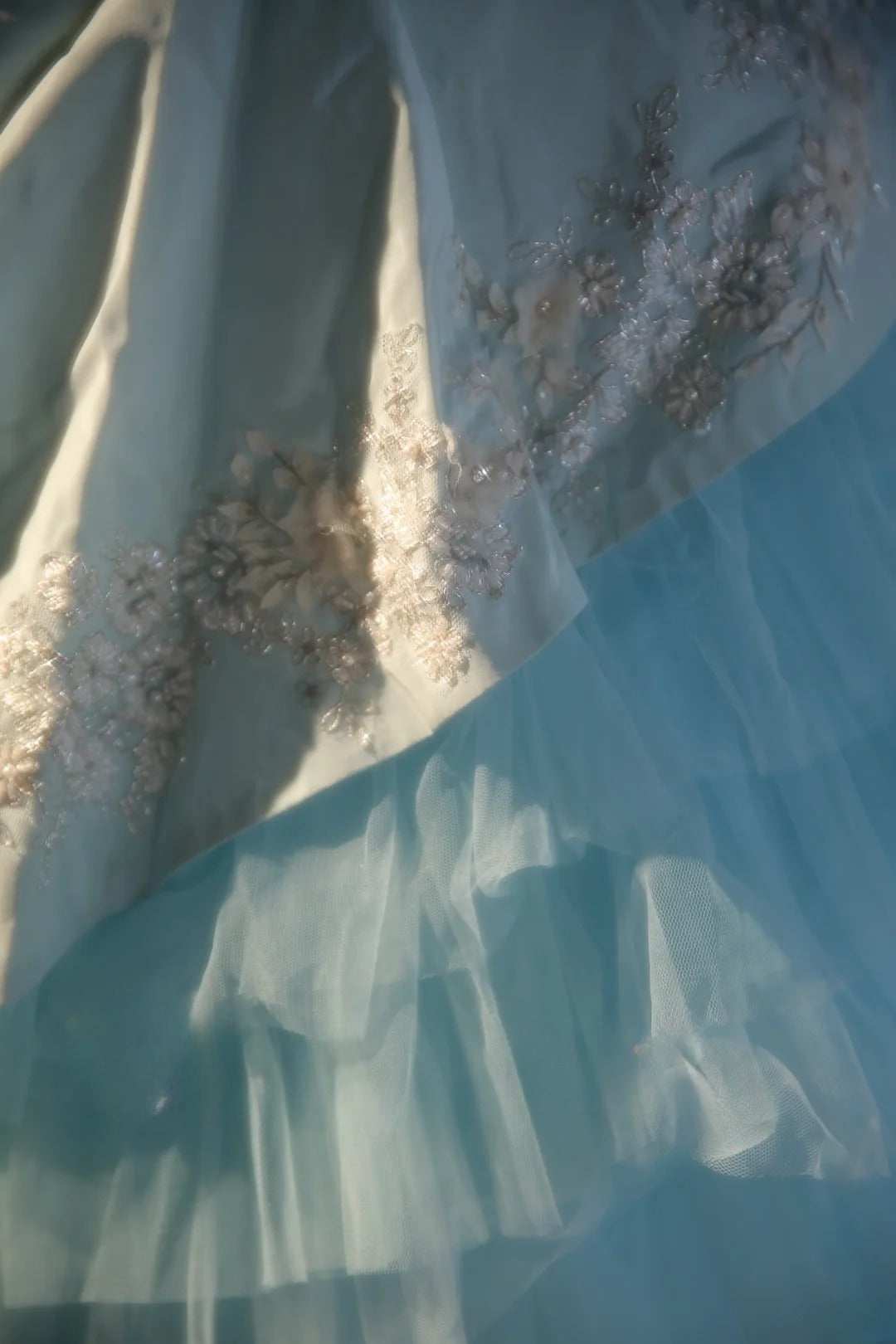 3D Floral Flowers Strapless Light Blue Tulle Quinceanera Dress Ball Gown Sweet 15 Gown RB9150